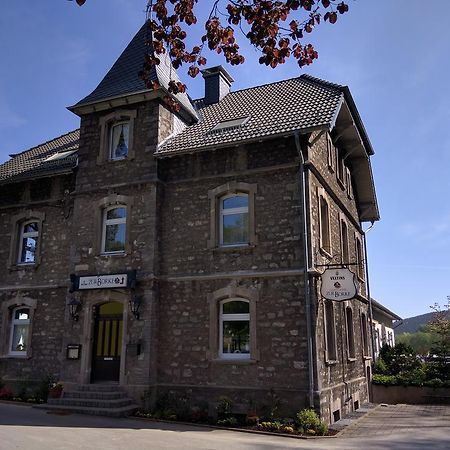 Hotel Zur-Borke Neuenrade Exterior foto